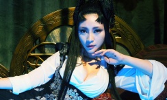 h美女